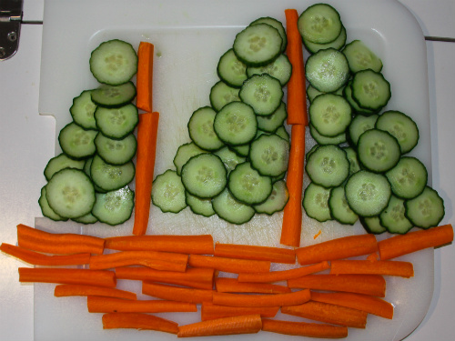 A veggie tray fit for a boat!